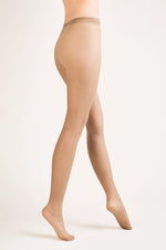 Load image into Gallery viewer, Classic 20 den Tights
